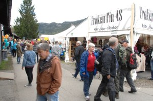 Dyrskun_D2X_6812_700