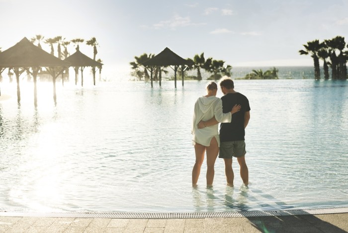 fcf297d3-d993-475c-988f-745eff3d8d25