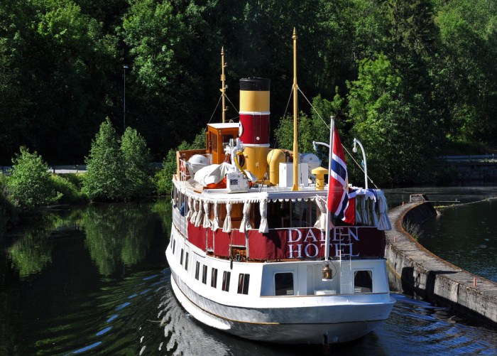 Henrik-Ibsen-ved-Ulefoss-1024x733