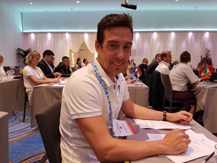 7b085d52-3328-4524-83ce-2d1a3c96b60f