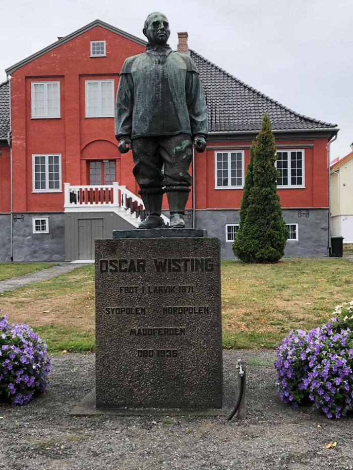 37139346_1964405323858548_51670741493481472_n